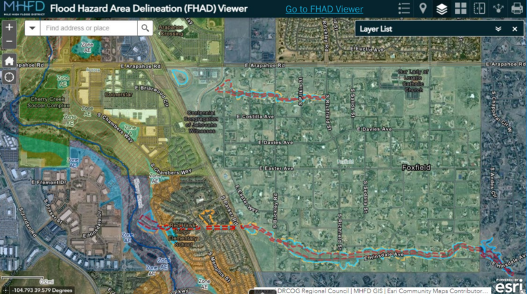 Map showing aerial view of Foxfield with red lines indicating areas of floodplain zones